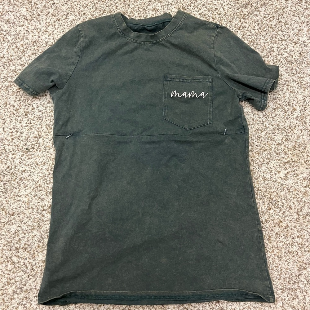 Casual Maternity Dark Green 'Mama' Breastfeeding Pocket Tee